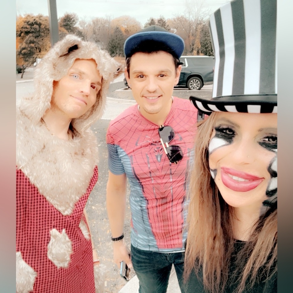 We are LIVE NOW - melissa n deez guys: markE, n Jeremy-LIVE NOW WITH @jab1231988